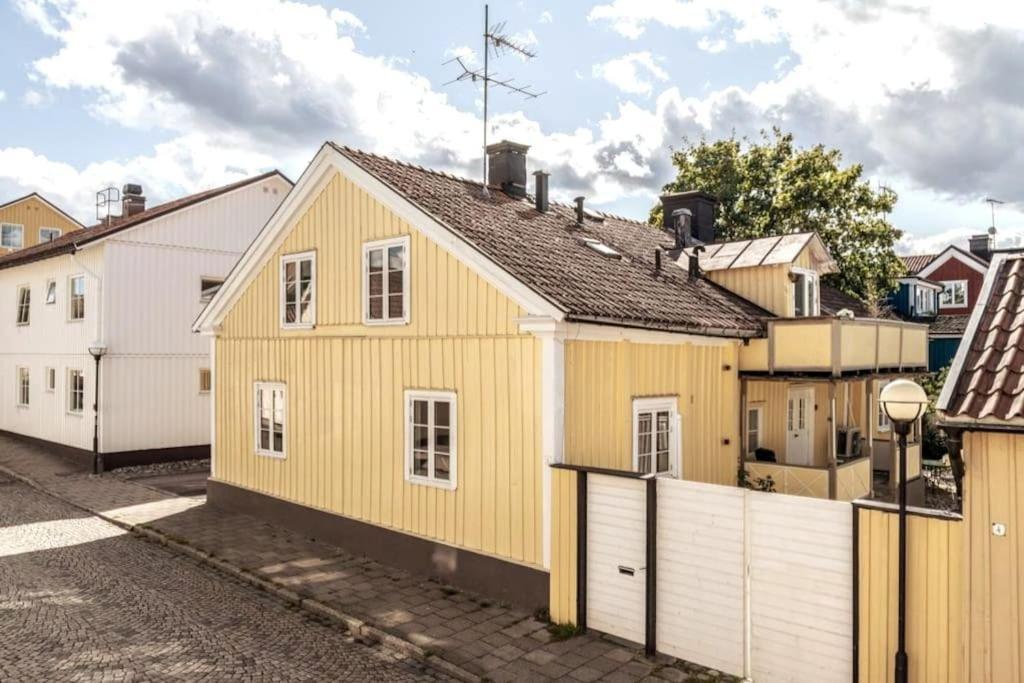 Västervik Central Laegenhet I 1700-Talshus מראה חיצוני תמונה